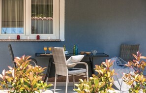 Outdoor dining - Pool House Banjole3 4+1 (Banjole)