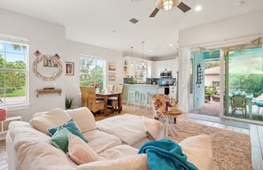 Smart TV, books, stereo