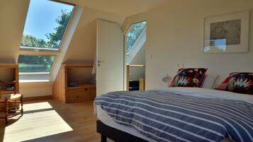 5 chambres, fer et planche Ă  repasser, Wi-Fi gratuit, draps fournis