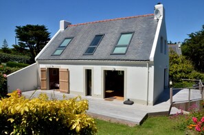 Exterior - Belle Ile - Sauzon - House completely renovated with garden 10 people - (Sauzon)