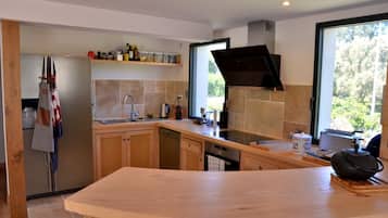 Kühlschrank, Ofen, Herdplatte, Geschirrspüler