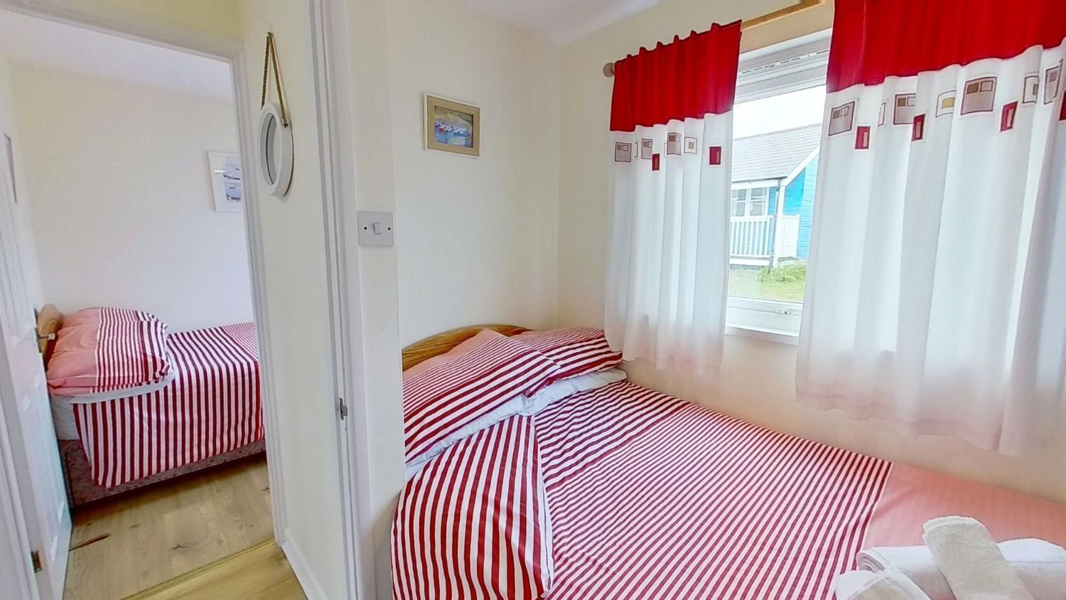 3 bedrooms, iron/ironing board, Internet, bed sheets