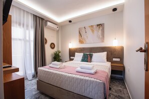 3 slaapkamers, een strijkplank/strijkijzer, reisbedje, gratis wifi