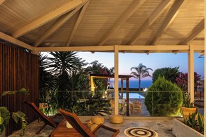 Terrace/patio - Sea & city views, short drive to beach & shops, heated pool and ping pong! (Rethymno)