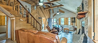 Ruidoso Cabin w/ Deck & Grill - Walk to Town!