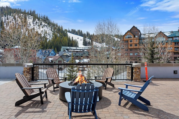 المنطقة المحيطة بالمنشأة