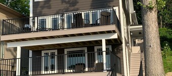 NOUVEAU Lake James, Indiana Waterfront Rental