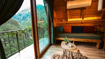 Standart Bungalov | Coin séjour | Télévision LCD