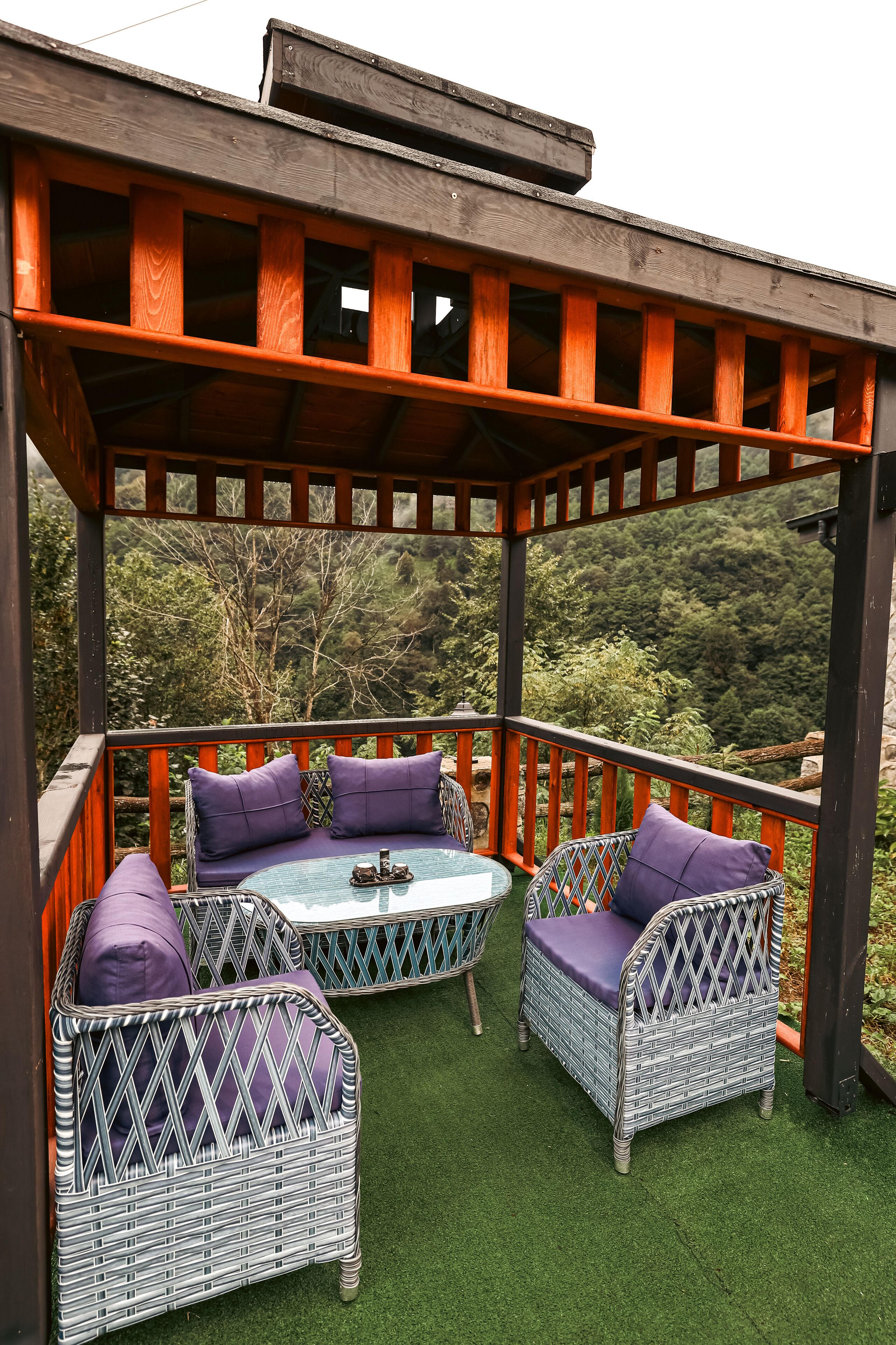 STONE HOUSE | Terraza o patio