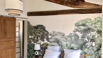 1 chambre, fer et planche à repasser, Wi-Fi gratuit, draps fournis