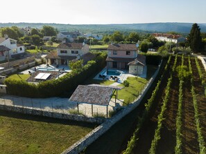 Aerial view - VILLA LAVANDA **** Rakalj, 4 + 2 (Rakalj)