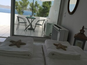 1 bedroom, soundproofing, iron/ironing board, WiFi