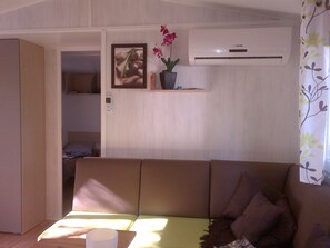 Televisio, pöytäjalkapallopöytä, pöytätennispöytä