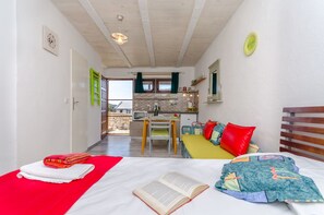 Wi-Fi gratuit, draps fournis