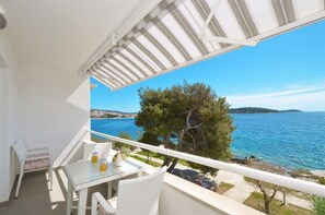 Apartment (A2) | Balcony