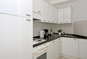 Apartment (A1) | Private kitchen