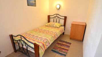 Departamento (A3) | 3 habitaciones, escritorio, wifi gratis y ropa de cama