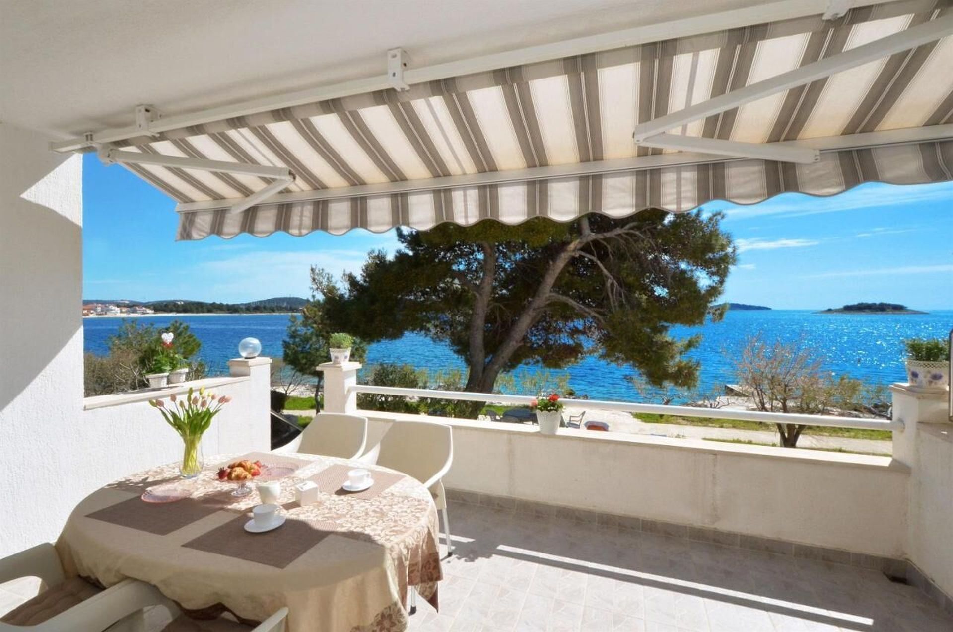 Apartment (A1) | Balcony