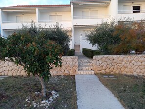 Building design - Apartments Nina (Rogoznica)