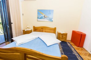 Free WiFi - Apartments Milena (Razanac)