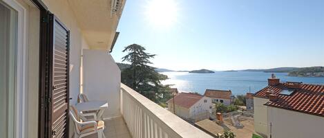 Apartment (A2) | Balcony