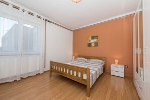 Apartment (A1)