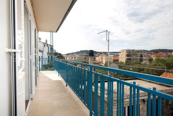 Apartment (A1) | Balcony