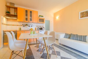 Apartment (A4) | Living room