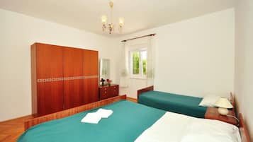 Schallisolierte Zimmer, Bügeleisen/Bügelbrett, kostenloses WLAN