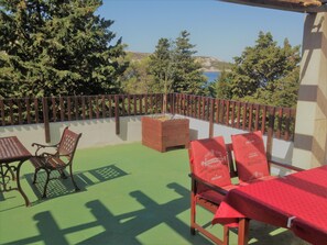 Balcony - Bungalow Small House (Novalja)