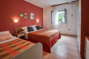 Apartment (A6)