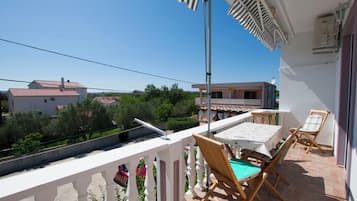 Apartment (A4) | Balcony