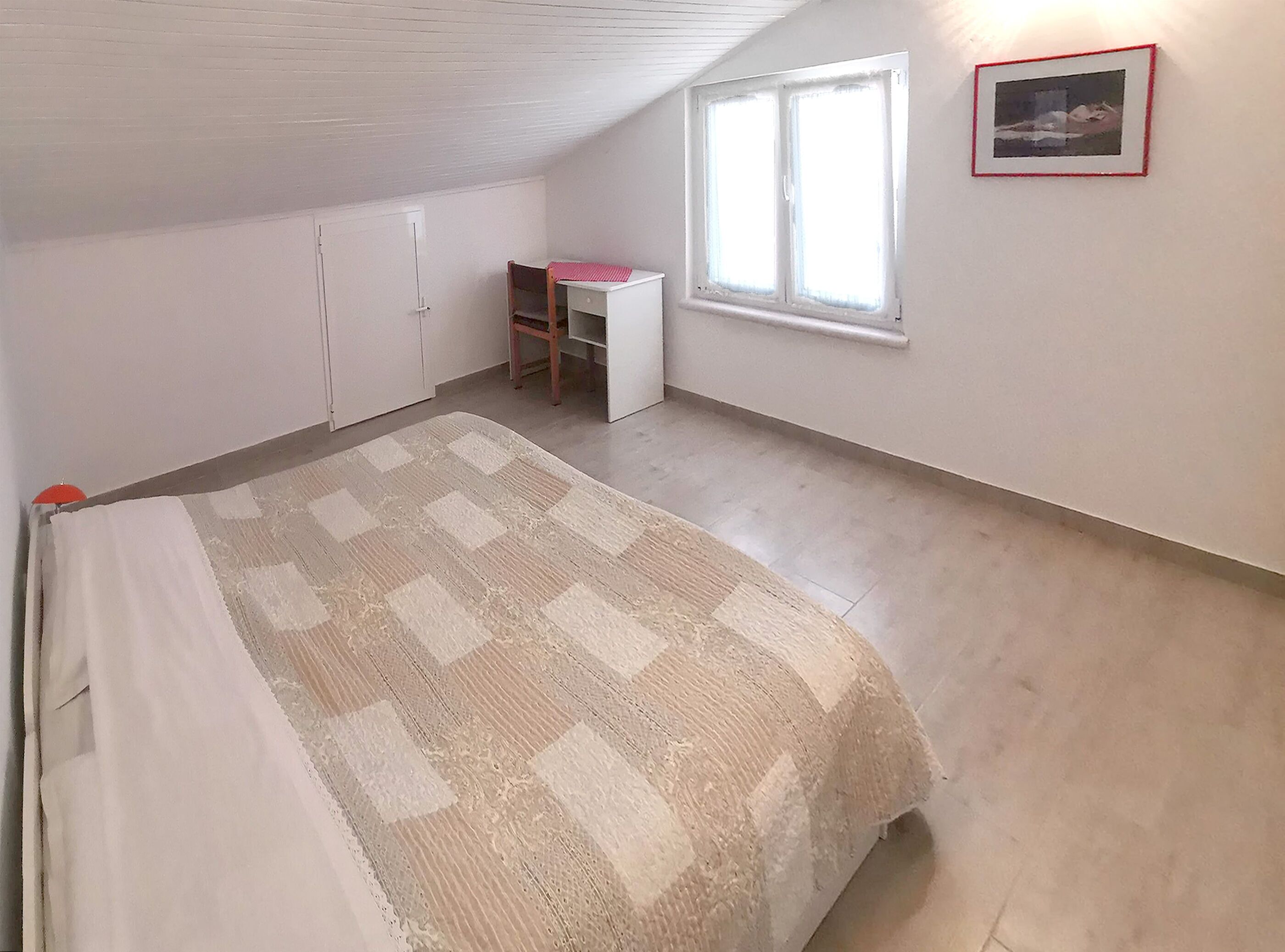 Wi-Fi gratuit, draps fournis