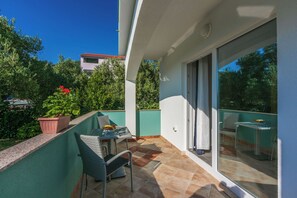 Studio (A2) | Balcony