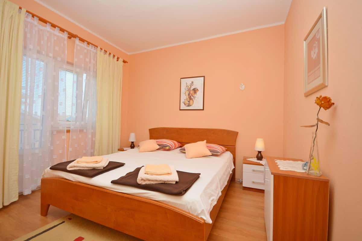 아파트 (A2) | 무료 WiFi, 침대 시트