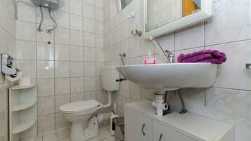 Kamar mandi | Shower