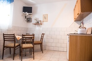 Private kitchen - Apartments Ljubica (Rogoznica)