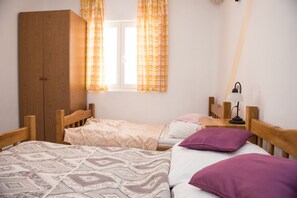 4 dormitoris, wifi gratuïta i roba de llit 