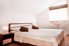 Apartment (A1) | Free WiFi, bed sheets