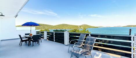 Apartment (A1) | Balcony