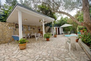Balcony - Room Milka (Mali Losinj)