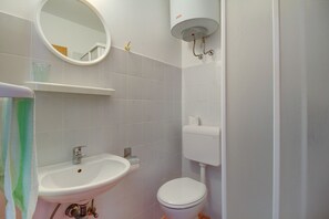Bathroom - Room Milka (Mali Losinj)