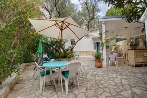 Balcony - Room Milka (Veli Losinj)