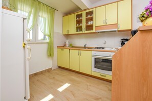 Apartment (A2) | Private kitchen - Apartments Branko (Rogoznica)