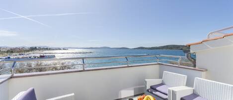 Apartment (A3) | Water view