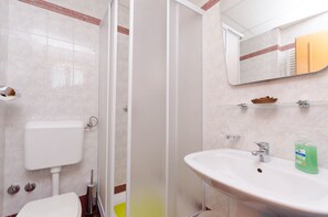 Bathroom - Apartments Milan (Lovran)