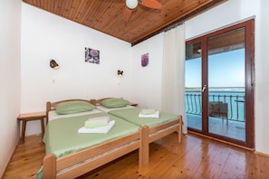 Wi-Fi de cortesia, roupa de cama