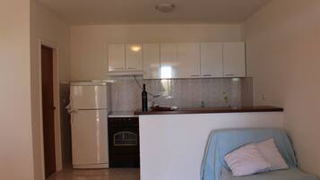 Studio (A1) | Private kitchen