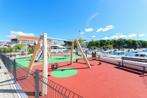 Children's area - Apartment and Rooms Artina (Vodice)