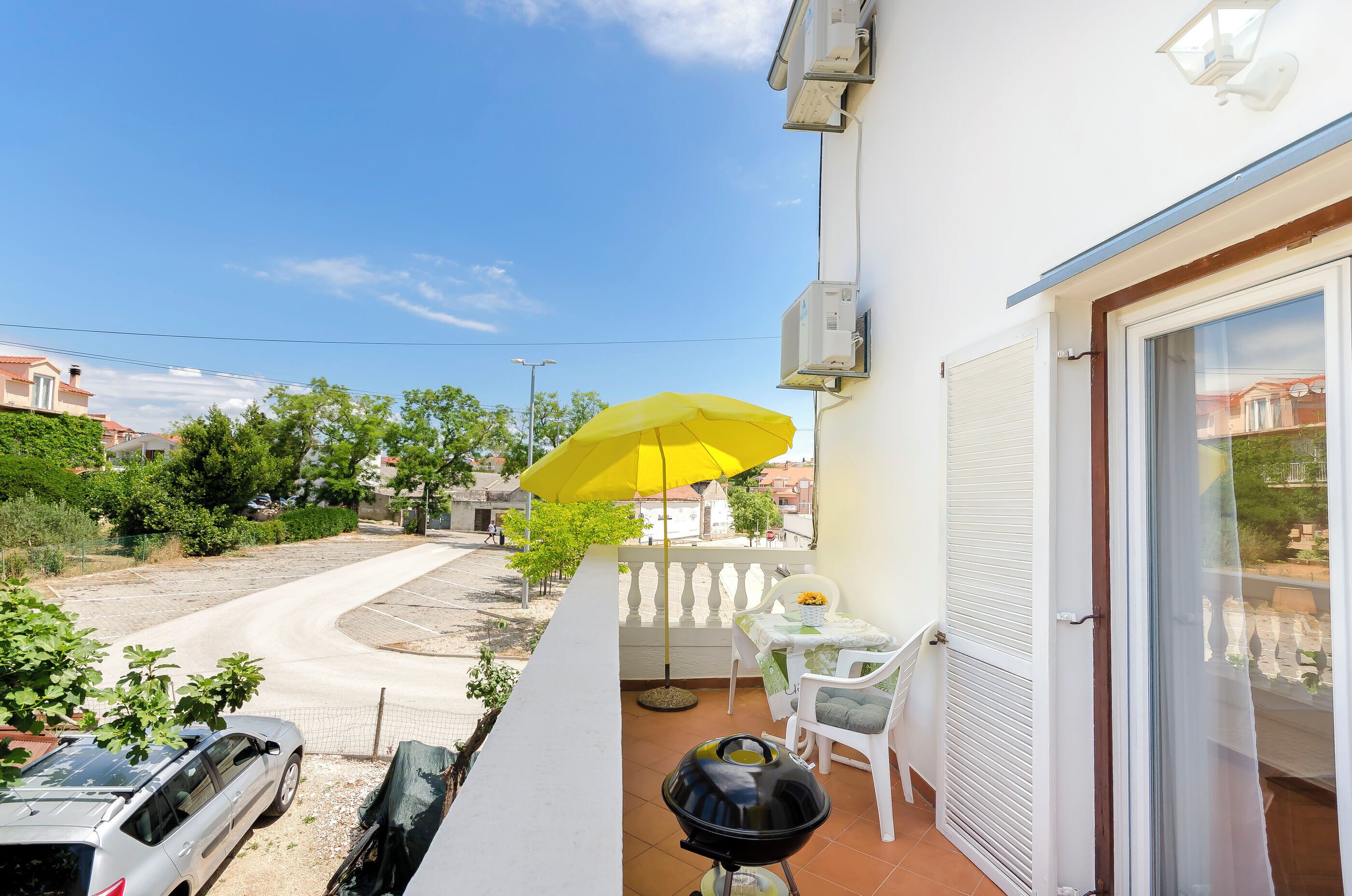 Zimmer (S3) | Balkon